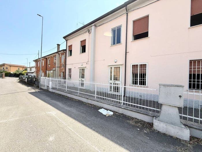 Casa con 6 locali in vendita in Piazza Maccacari, Maccacari, Gazzo Veronese