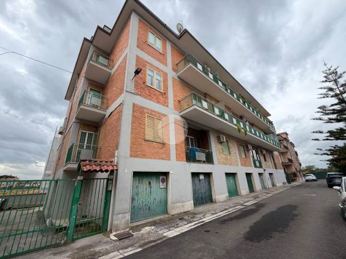 Appartamento quadrilocale in vendita in Via Piave, Acquaviva, Caserta
