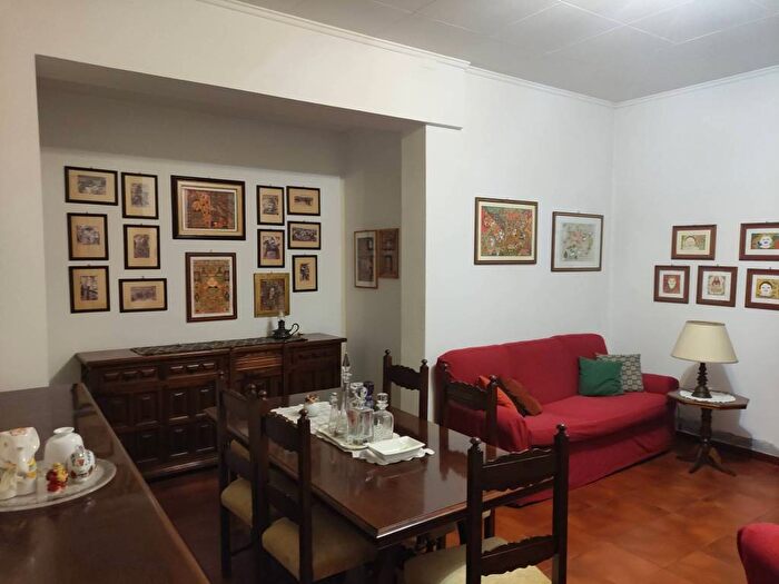 Casa con 5 locali in vendita in Piazza Giuseppe Giusti, Centro, Monsummano Terme