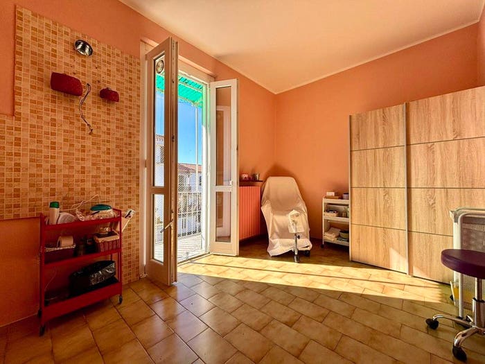 Appartamento con 5 locali in vendita in Via Giovanni Plana, Ospedale, Alessandria