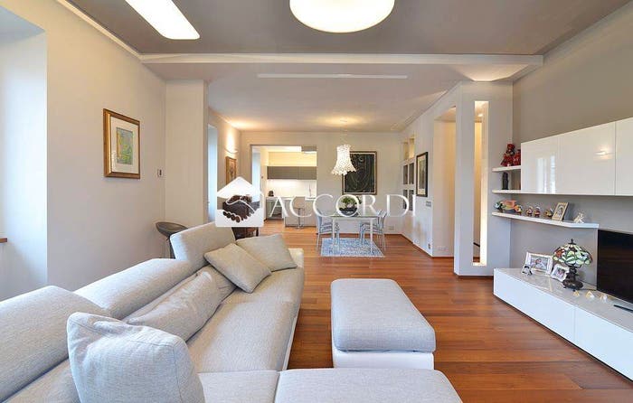 Casa quadrilocale in vendita in Piazza Vienna, Centro, Montebelluna