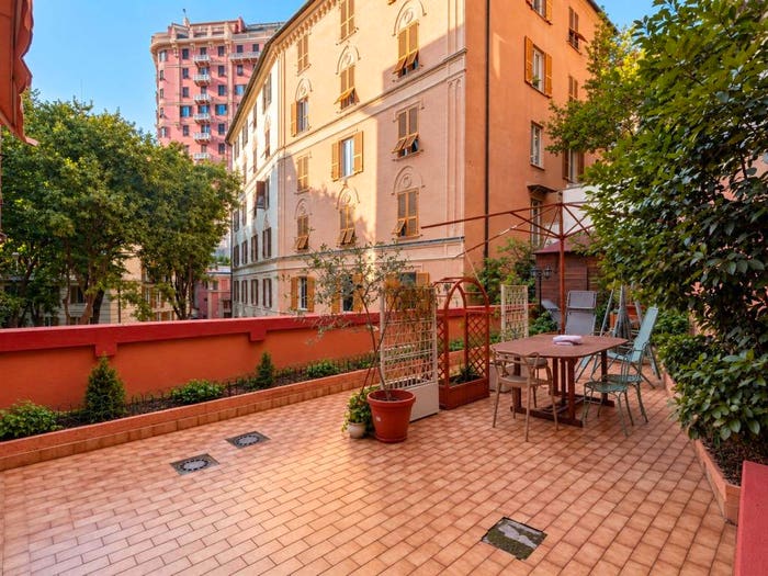 Appartamento quadrilocale in vendita in Corso Magenta, Castelletto, Genova