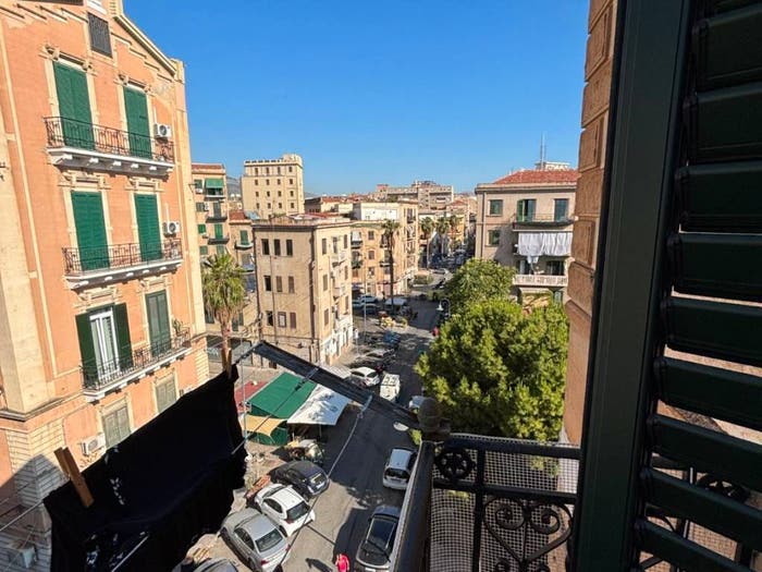 Appartamento trilocale in vendita in Via Collegio di Maria al Borgo, Borgo Vecchio, Palermo