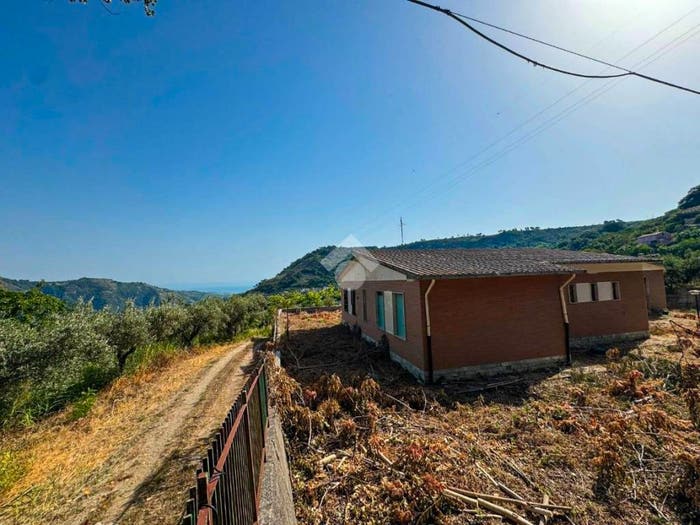 Casa monolocale in vendita in SAN PIETRO, San Pietro in Amantea