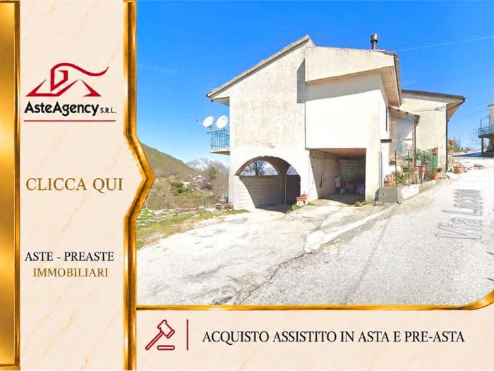 Appartamento con 5 locali in vendita in Via Lacone, Sesto Campano