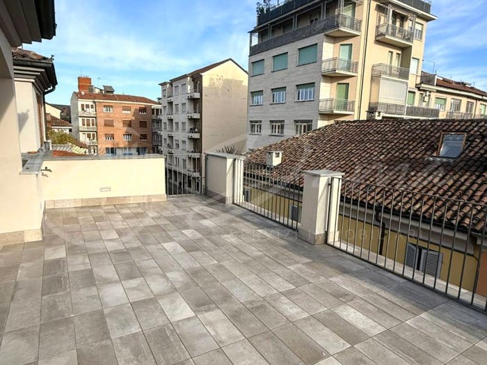 Casa bilocale in vendita in Via Repubblica Astese, Centro Storico, Asti