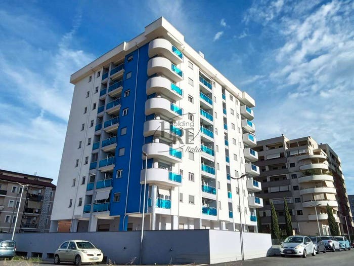 Appartamento quadrilocale in vendita in Via Cesare Curcio, Mancini, Cosenza