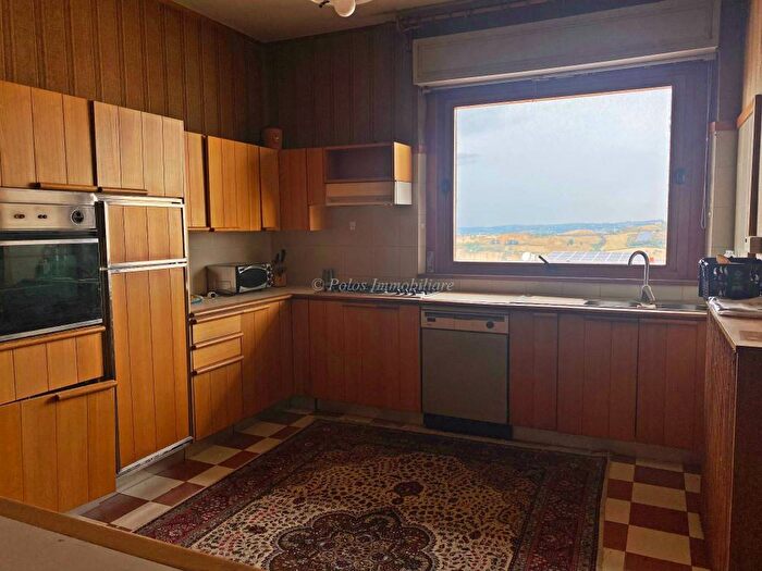 Appartamento con 6 locali in vendita in Via Leonardo da Vinci, Centro, Montegranaro