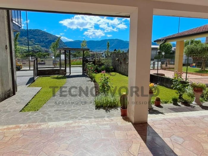 Appartamento quadrilocale in vendita in via braglio, Centro, Malo