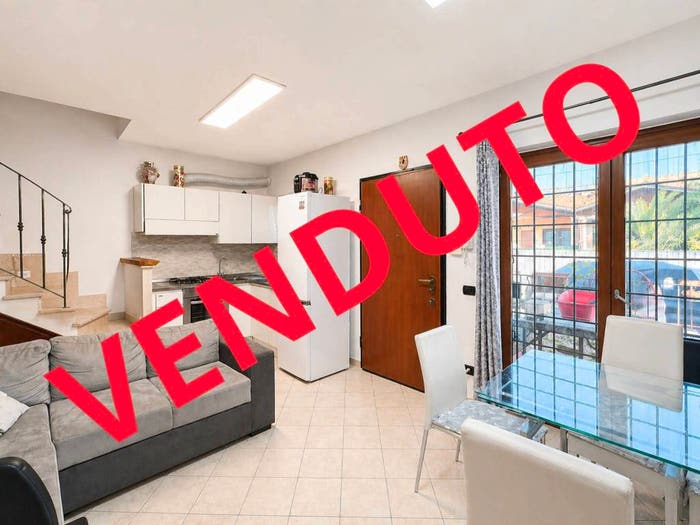 Casa trilocale in vendita in Via Ermanno Ferrero, Dragona, Roma