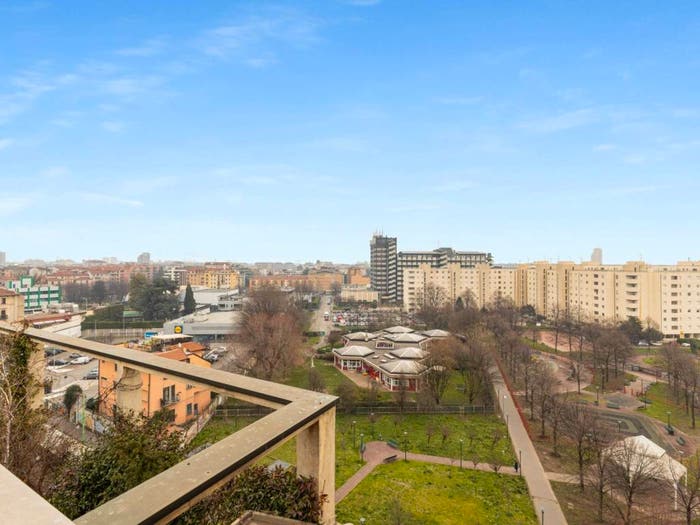 Appartamento con 5 locali in vendita in Piazzale Carlo Maciachini, Dergano, Milano