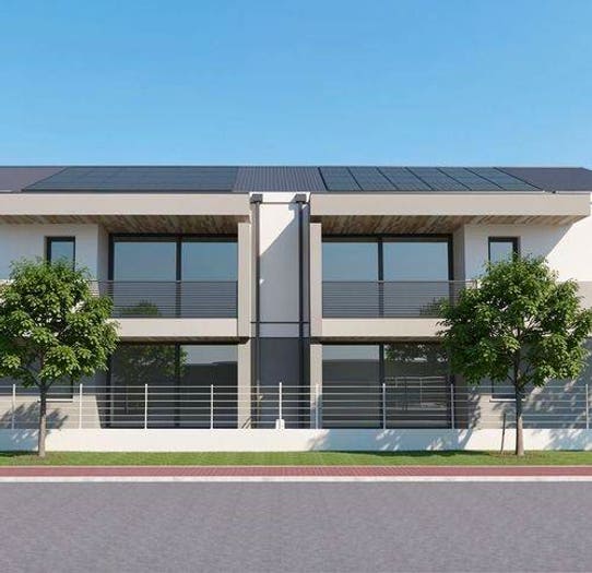 Appartamento quadrilocale in vendita in Via Col Moschin, Centro, Rosà