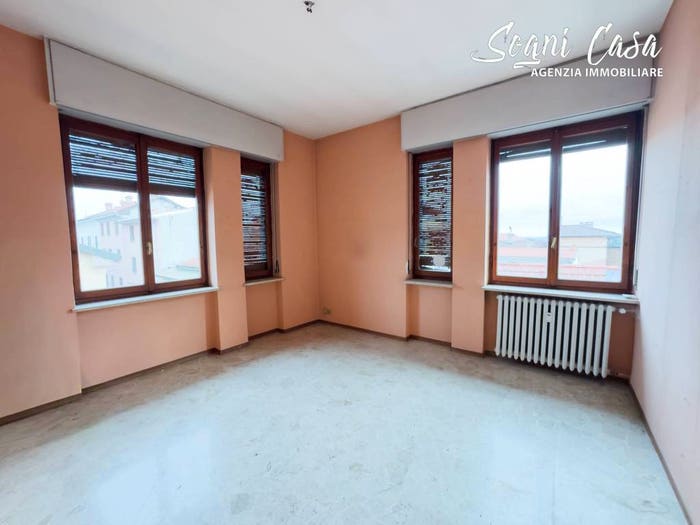 Appartamento trilocale in vendita in Corso Giacomo Matteotti, Centro, Oleggio