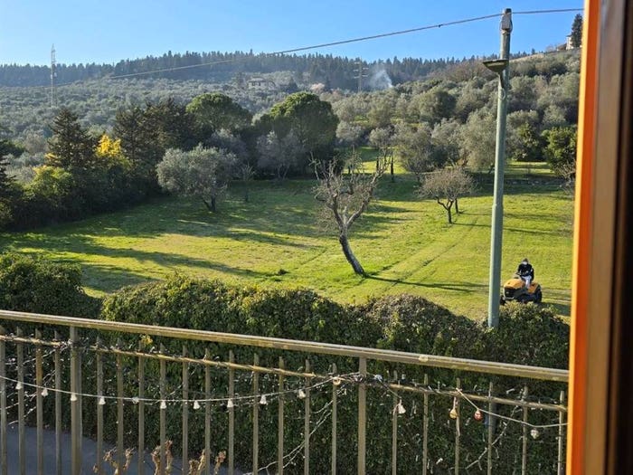 Appartamento quadrilocale in vendita in Serpiolle, Firenze