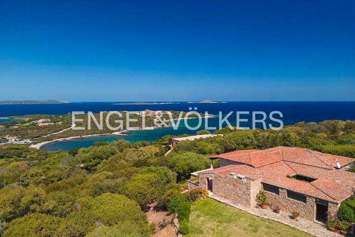 Casa con 6 locali in vendita in Porto Rotondo, Olbia