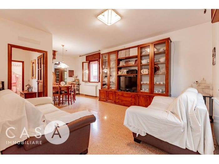 Casa con 6 locali in vendita in Gattolino Capannaguzzo, Cesena
