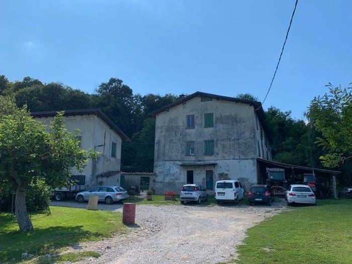 Casa in vendita in Via Vignate, Centro, Barzago