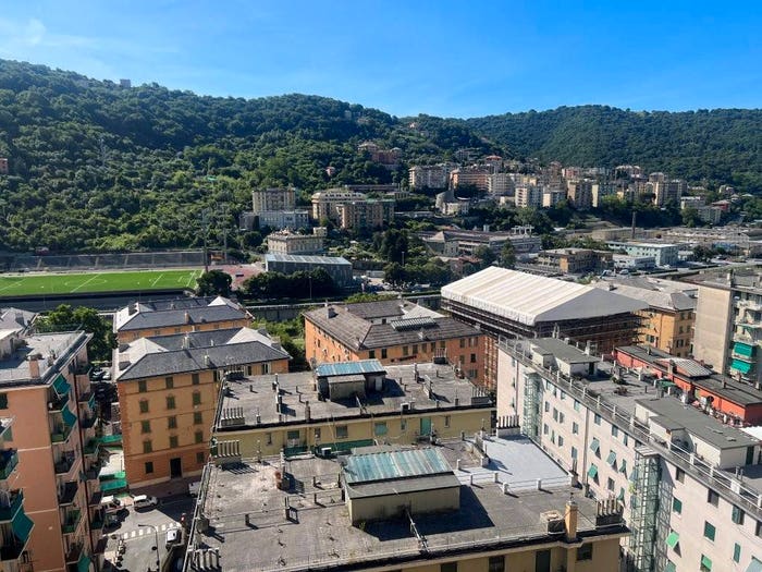 Appartamento trilocale in vendita in Via Piacenza, Molassana, Genova