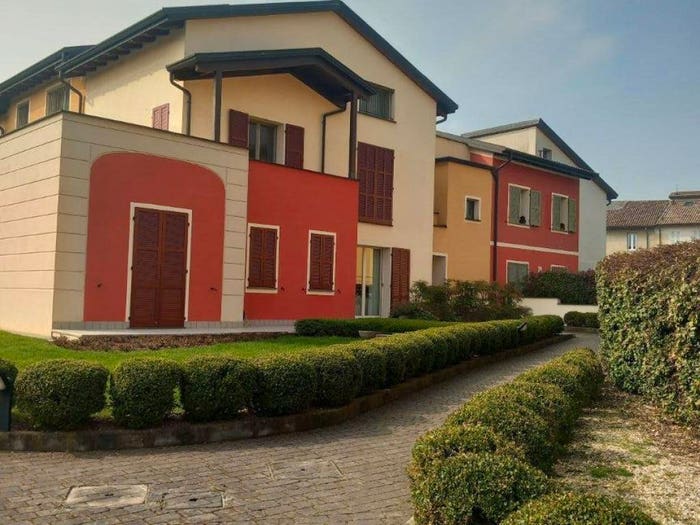 Appartamento con 5 locali in vendita in Via Guglielmo Marconi, Centro, Fontanellato
