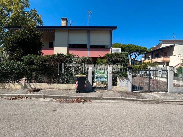 Appartamento trilocale in vendita in Via della Vigna Lido di Volano C, Lido di Volano, Comacchio