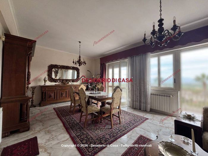 Appartamento quadrilocale in vendita in Piazza Sebastiano Bagolino, Centro, Alcamo