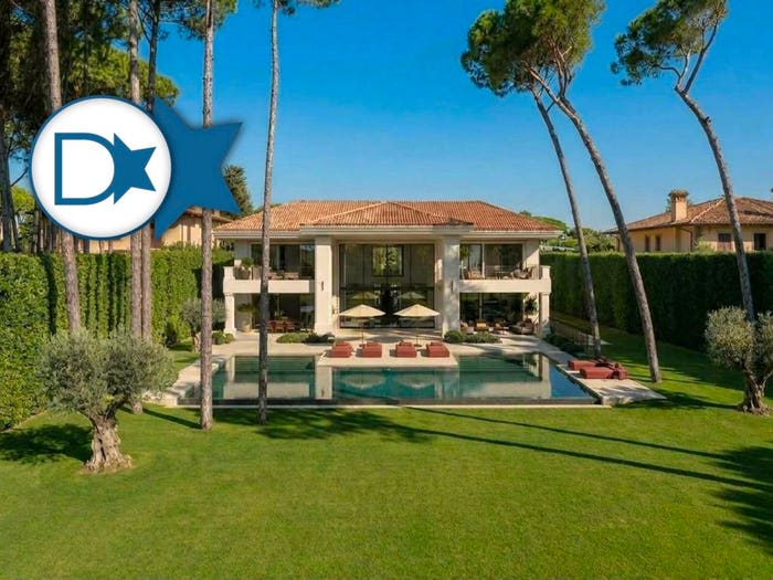 Casa con 6 locali in vendita in Via Lorenzo de' Medici, Vittoria Apuana, Forte dei Marmi