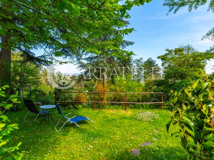 Casa con 6 locali in vendita in Via Buca di Rocco, Piancastagnaio