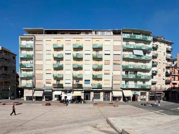 Appartamento trilocale in vendita in Piazza bilotti, Centro, Cosenza