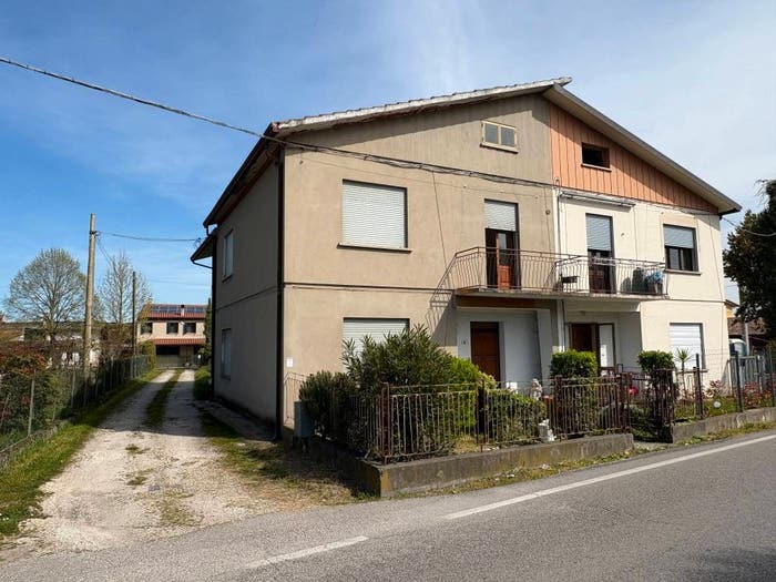 Casa con 6 locali in vendita in Via G Cremon, Centro, Megliadino San Vitale