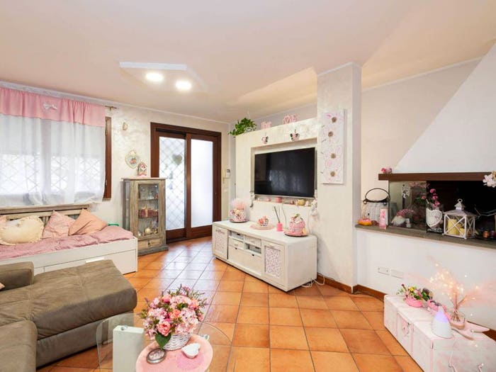 Appartamento trilocale in vendita in Via Giuseppe Todeschini, Casal Bernocchi, Roma