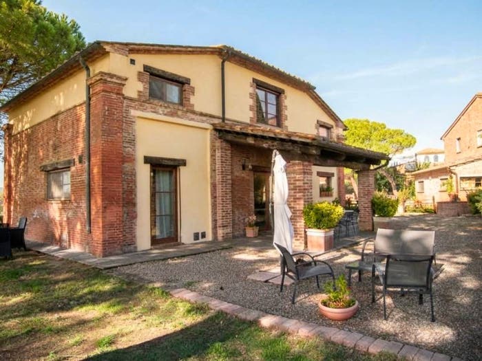 Casa con 6 locali in vendita in Strada Vicinale della Ceppa, Sinalunga