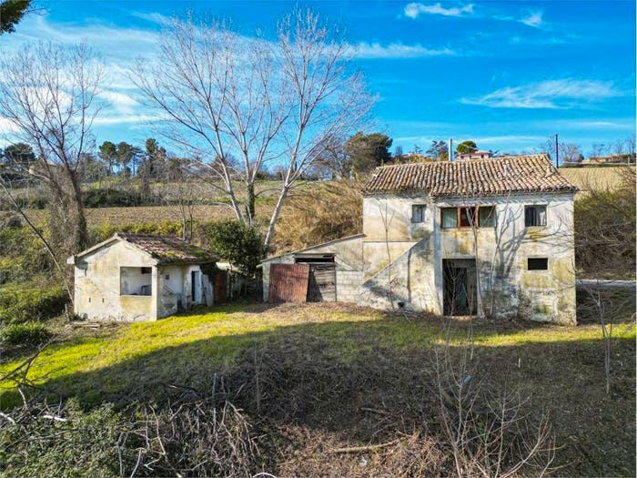 Casa con 6 locali in vendita in Montesicuro, Ancona