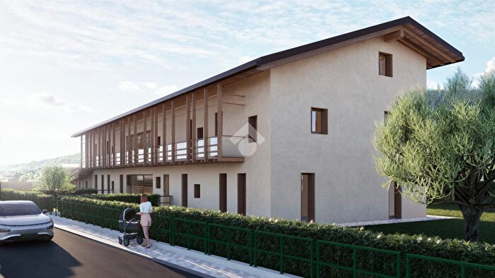 Appartamento con 5 locali in vendita in Via Monte Ortigara, Torre Boldone