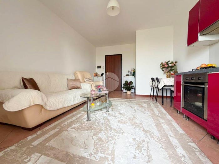 Appartamento trilocale in vendita in Via Santa Giustina, Sant'Antonio Bredazzane, Montichiari