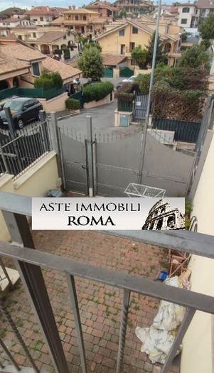 Casa con 6 locali in vendita in Via Monte Pergola, Fonte Nuova