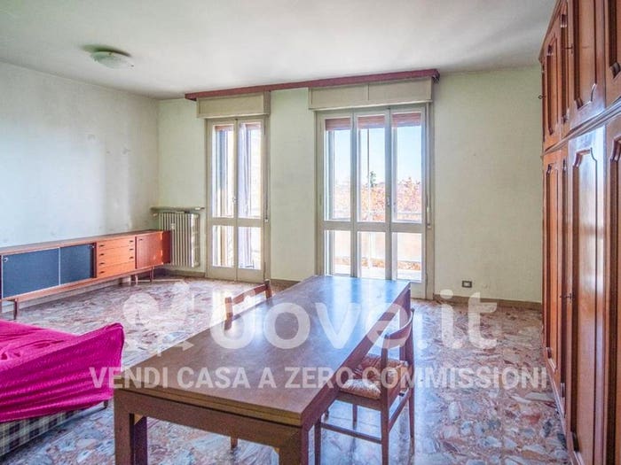Appartamento bilocale in vendita in Viale Alessandro Tassoni, Viali, Modena