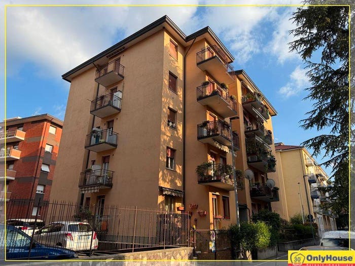 Appartamento quadrilocale in vendita in Via Cesare Tallone, San Paolo, Bergamo