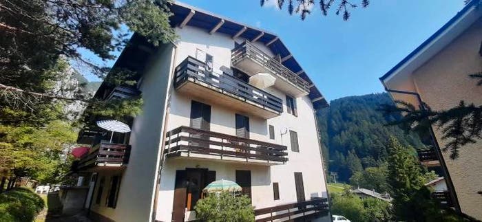 Appartamento trilocale in vendita in Via Piazzo, Piazzatorre