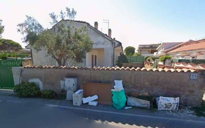 Casa con 5 locali in vendita in Viale dei Tassi, Tor San Lorenzo Nuova California, Ardea