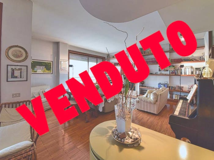 Appartamento con 5 locali in vendita in Via della Birona, Cazzaniga Ospedale, Monza