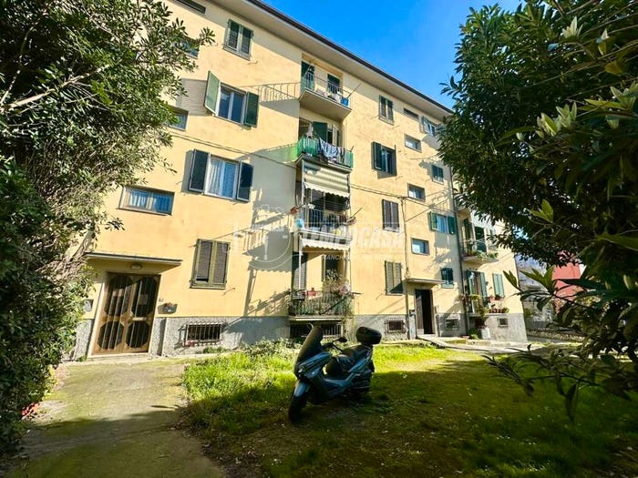 Appartamento bilocale in vendita in Via del Papino, Turano, Massa