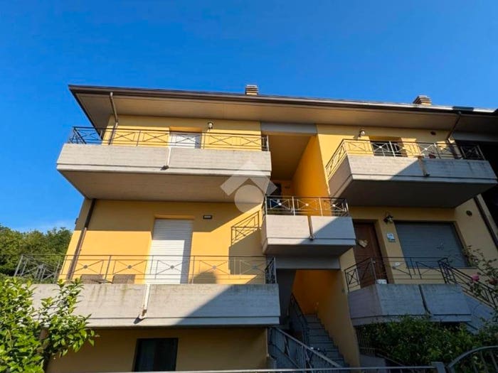 Appartamento trilocale in vendita in Via Apsella, Montelabbate