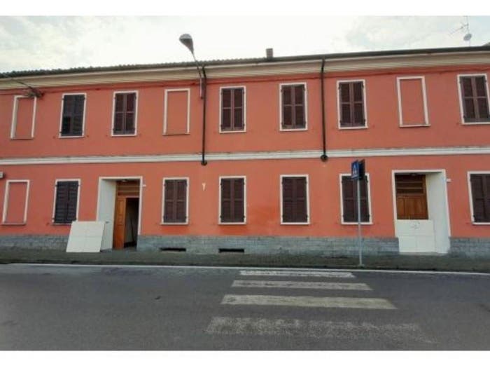 Casa con 6 locali in vendita in Via Garibaldi, Centro, Verretto