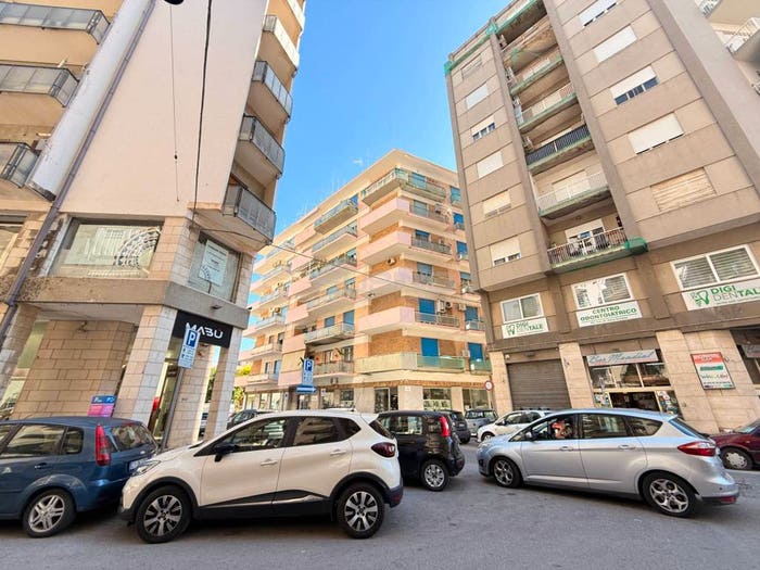 Appartamento trilocale in vendita in GELONE, Gelone Cadorna, Siracusa