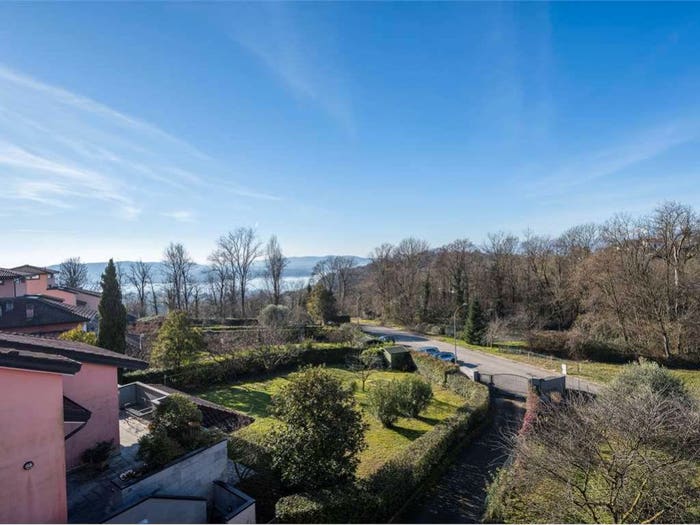 Casa con 5 locali in vendita in Via Mortirone, Casciago