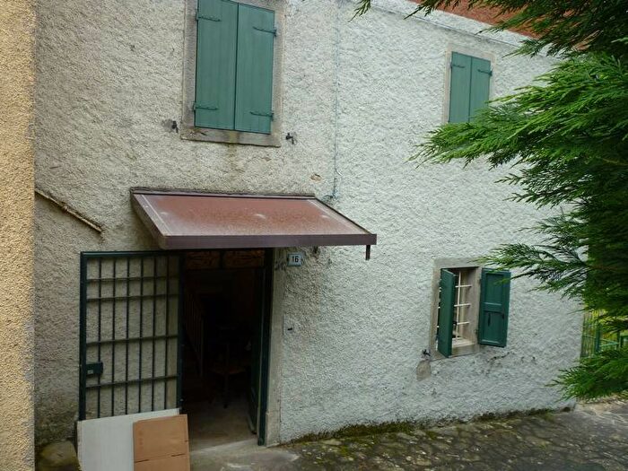 Casa con 6 locali in vendita in Via Comunale per Casoni, Pievepelago