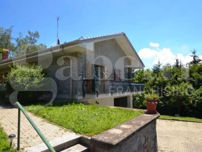 Casa quadrilocale in vendita in Via Rubino, Centro, Netro