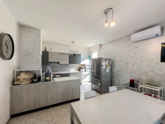 Casa con 5 locali in vendita in Via Vincenzo Bellini, Cadelbosco di Sopra