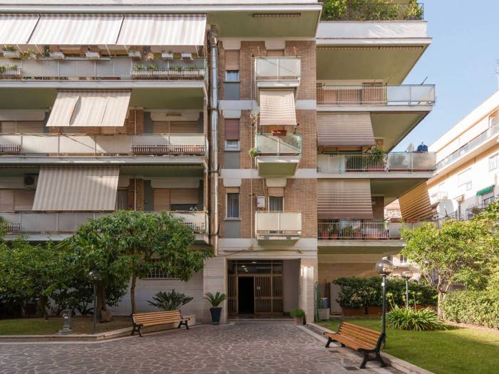 Appartamento con 5 locali in vendita in Via Innocenzo XI, Gregorio VII Piccolomini, Roma