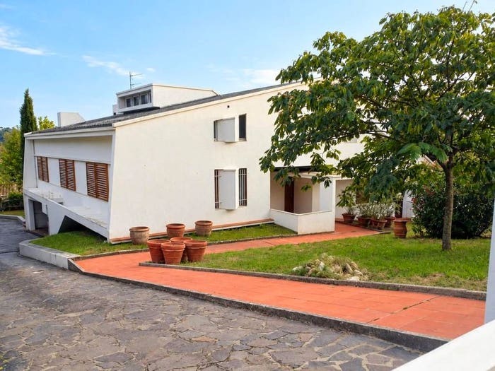 Casa con 6 locali in vendita in Via Della Resistenza, Centro, Peccioli